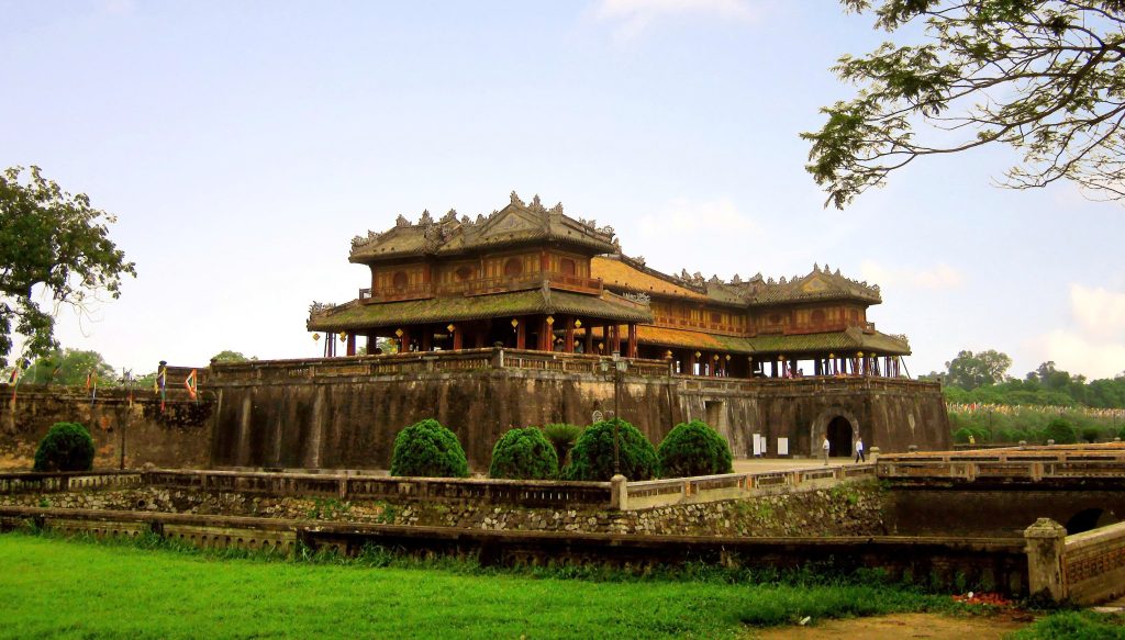 Vietnam War History Guide in Hue: Historic Battlefields Hue 1