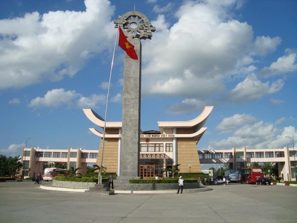 How to Travel from Ho Chi Minh City to Phnom Penh Moc bai