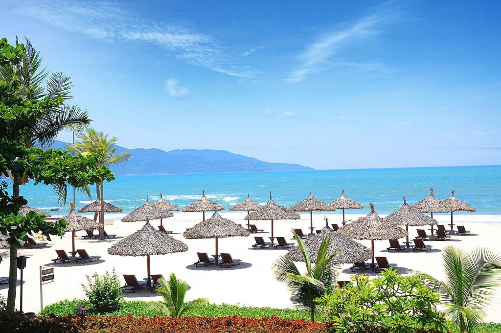 How to Get Around Vietnam by Train: Your Ultimate Guide pinterest 8