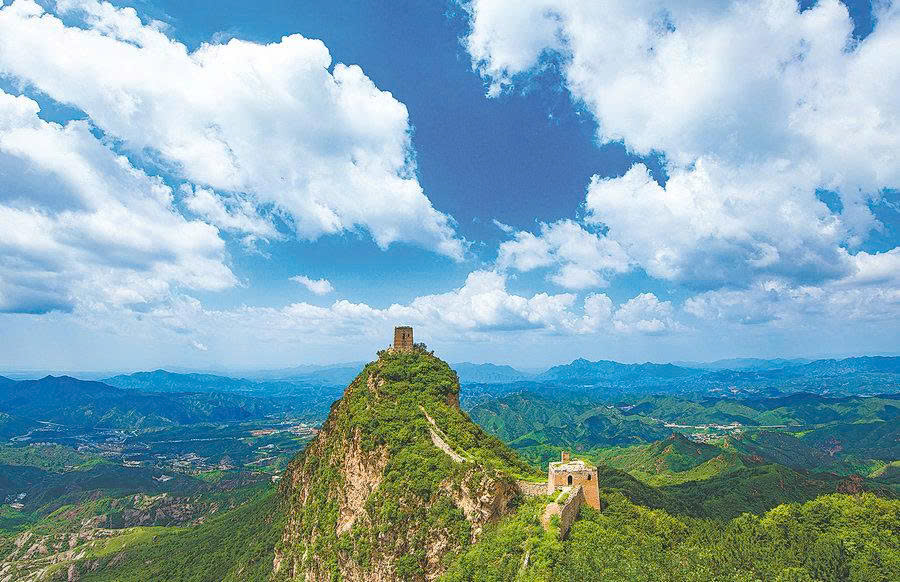 Exploring the Great Wall of China: Guide to History,Sections, & Tips simatai