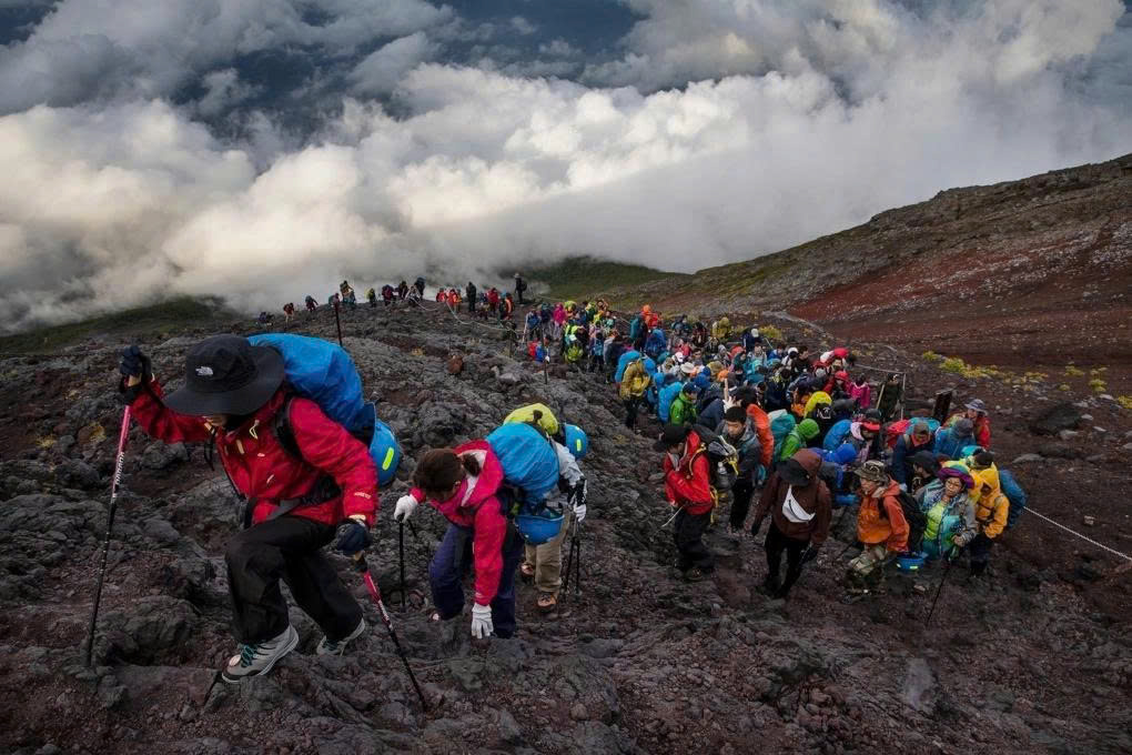 Japan's Mount Fuji Crackdown Slashes Accidents, Zero Fatalities Recorded 2 18