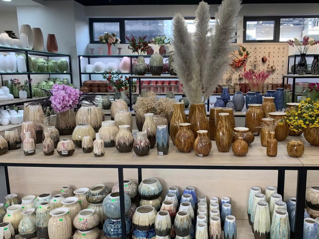The Enduring Legacy of Vietnamese Art and Craft 2 25