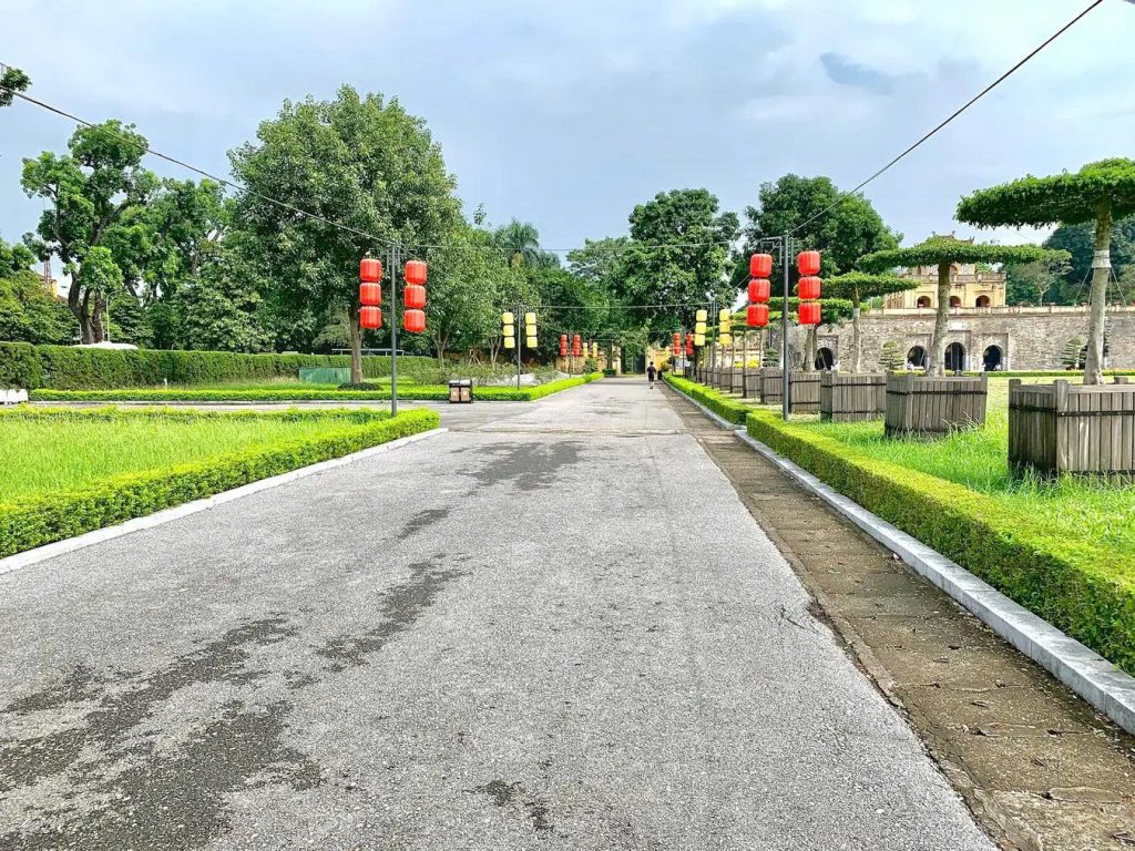 Thang Long Imperial Citadel Hanoi: 1000 Years of Vietnam History Hoang Thanh Thanh Long 3