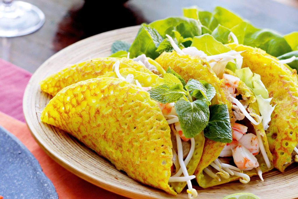 Vietnamese Foodie Survival Guide: Essential Tips for Tourists banh xeo