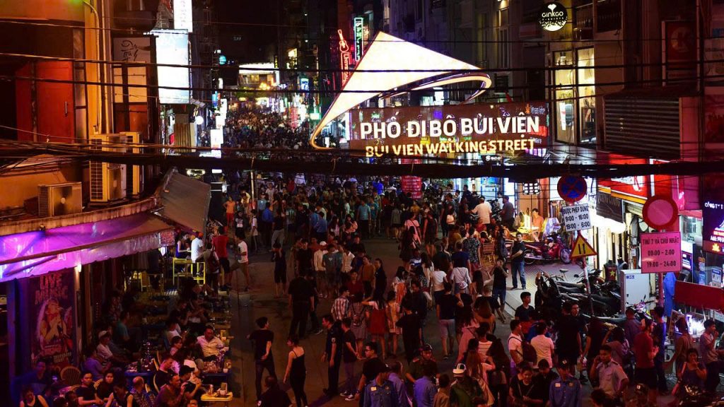 Ho Chi Minh City Guide 2026: Culture, Food & Nightlife bui vien