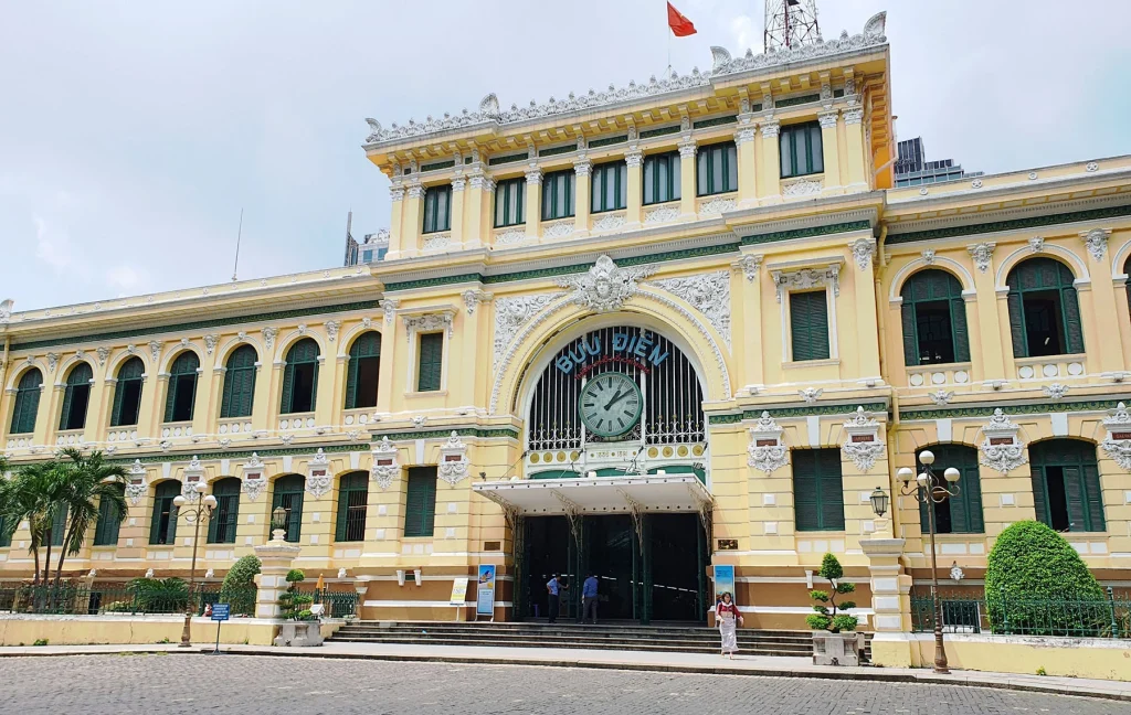 Ho Chi Minh City Guide 2026: Culture, Food & Nightlife hinh 11 5625 1684922922 So Du lichh HCMC