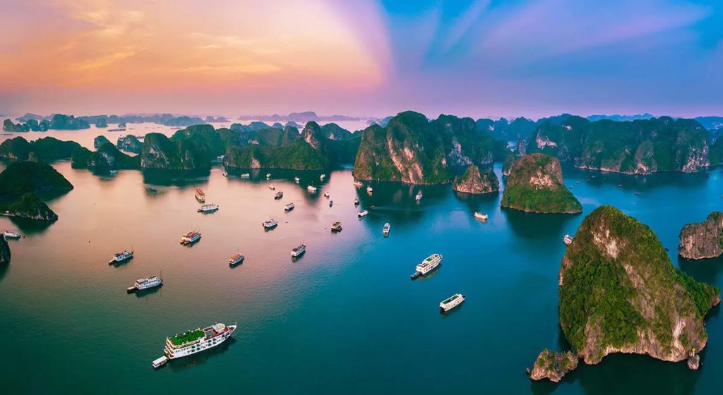 Halong Bay vs Lan Ha Bay: Your Best Cruise Pick Vinh-Ha-Long