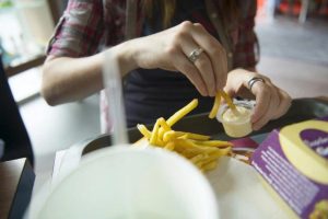 Why Do French Restaurants Say 'No' to Ketchup? 1 18