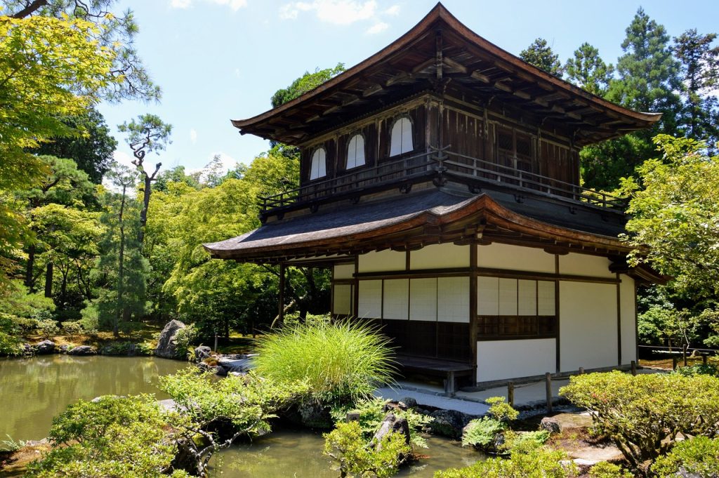 15 Unique & Romantic Things to Do in Tokyo for Couples kyoto 3699456 1280