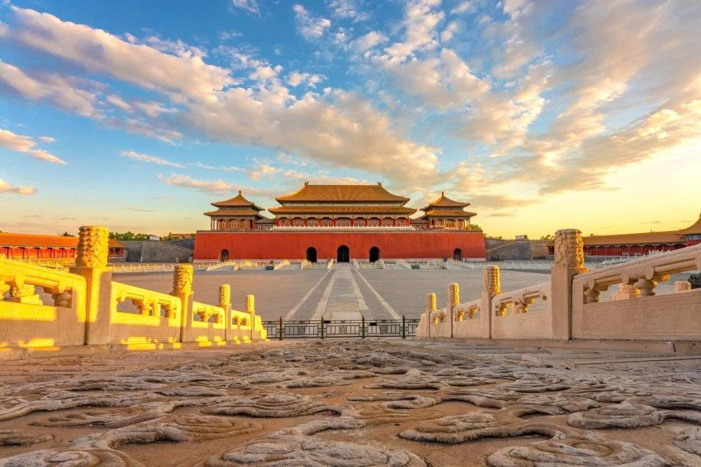 Why Beijing's Forbidden City Hasn't Flooded in 600 Years Tử Cấm Thành lúc hoàng hôn Ảnh CFP